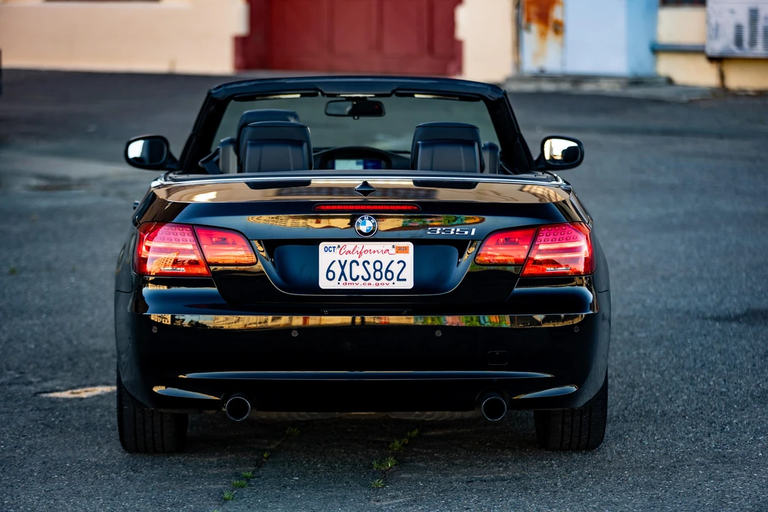 2013 BMW E93 335i Convertible - Image 21 of 31