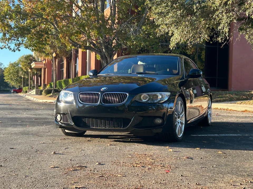 2013 BMW E93 335i Convertible - Image 14 of 31