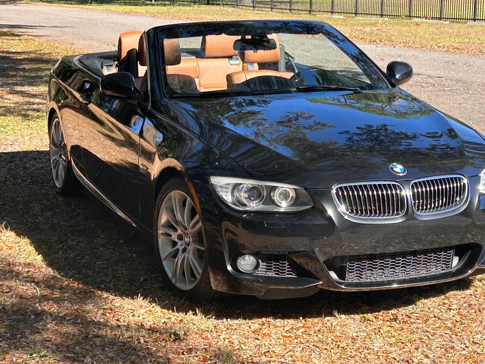 2013 BMW E93 335i Convertible - Image 21 of 31