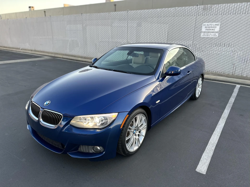 2013 BMW E93 335i Convertible - Image 26 of 31