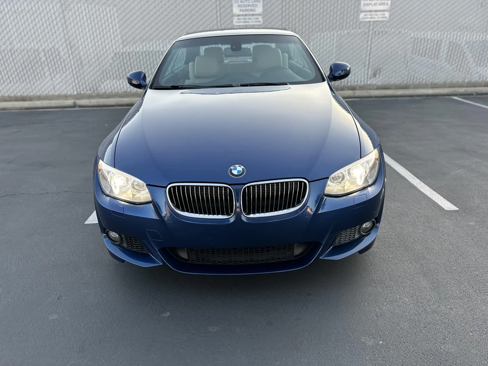 2013 BMW E93 335i Convertible - Image 23 of 31