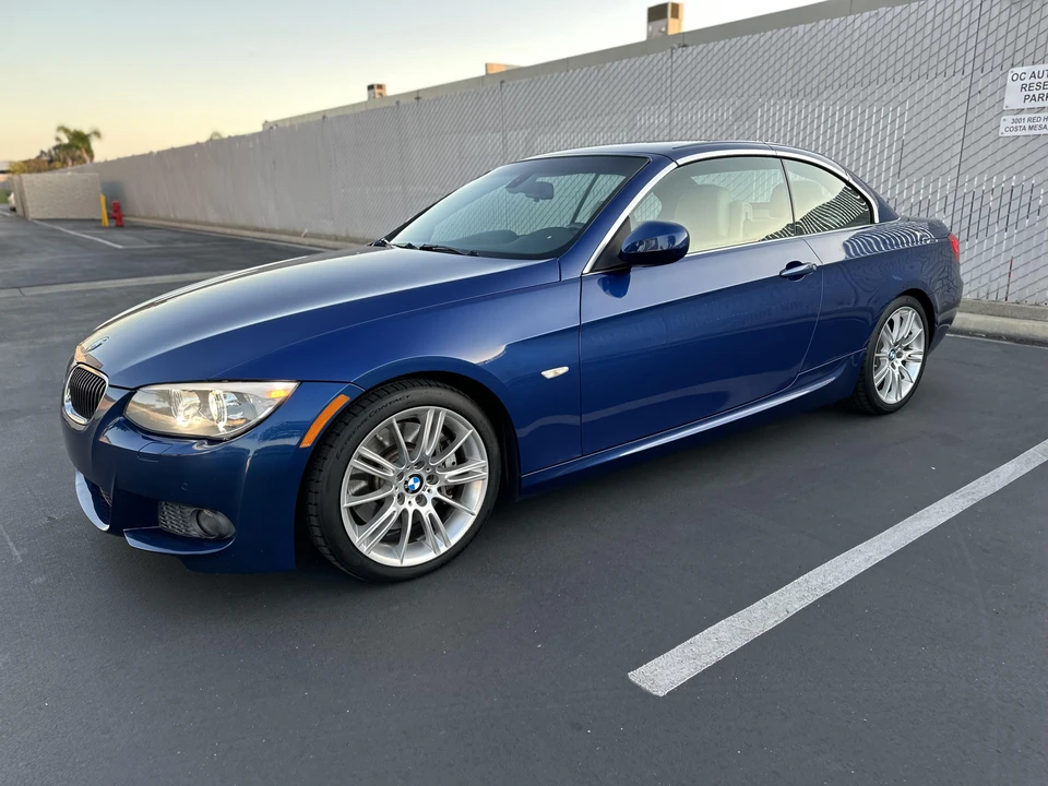2013 BMW E93 335i Convertible - Image 27 of 31