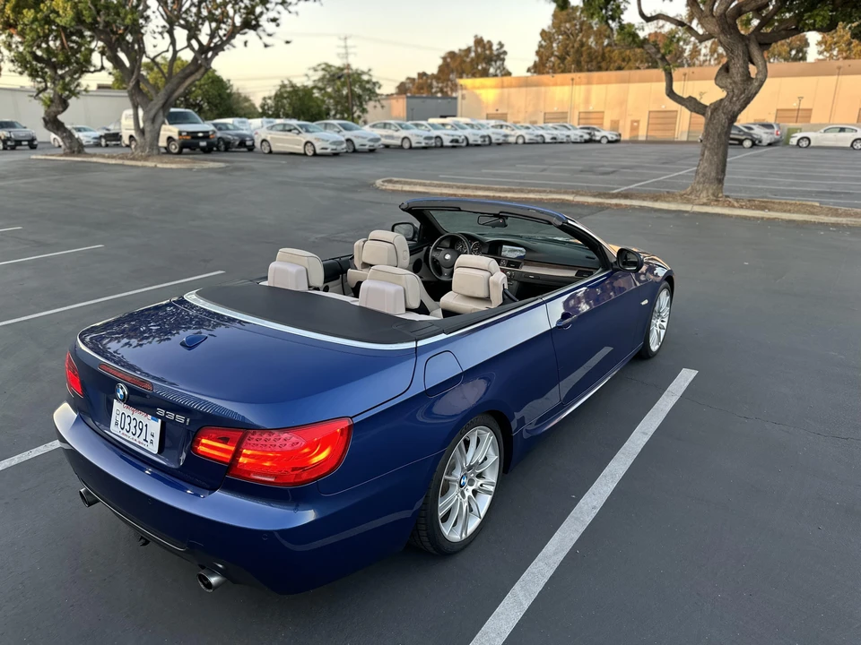 2013 BMW E93 335i Convertible - Image 16 of 31