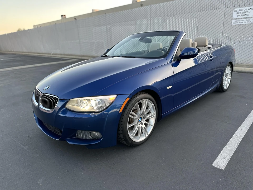 2013 BMW E93 335i Convertible - Image 8 of 31