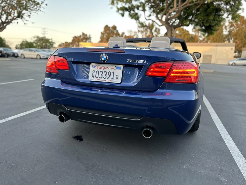 2013 BMW E93 335i Convertible - Image 15 of 31
