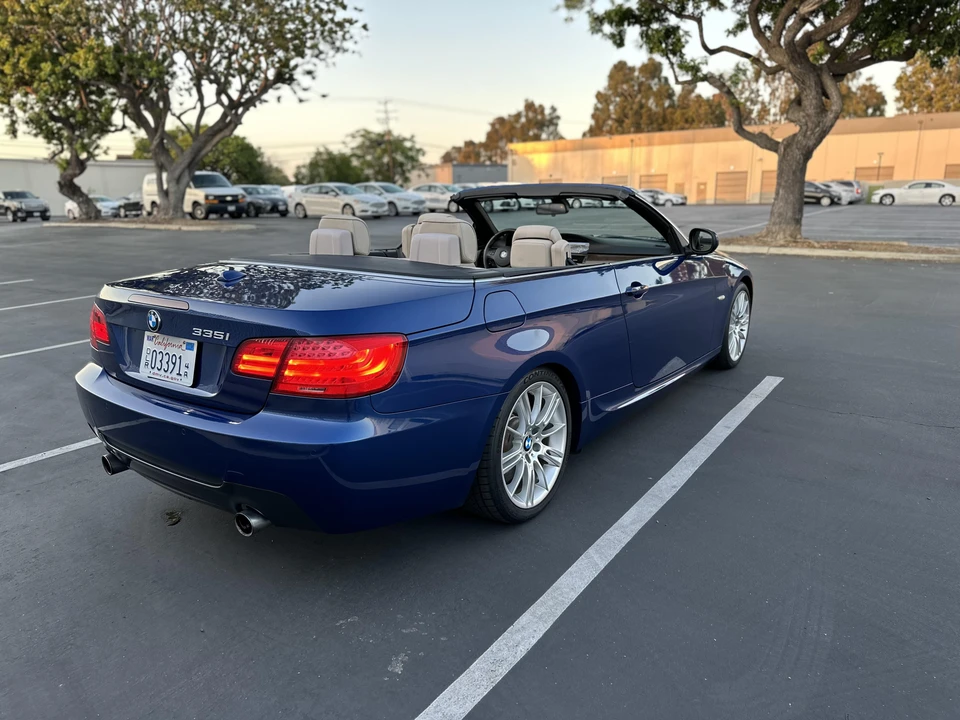 2013 BMW E93 335i Convertible - Image 17 of 31