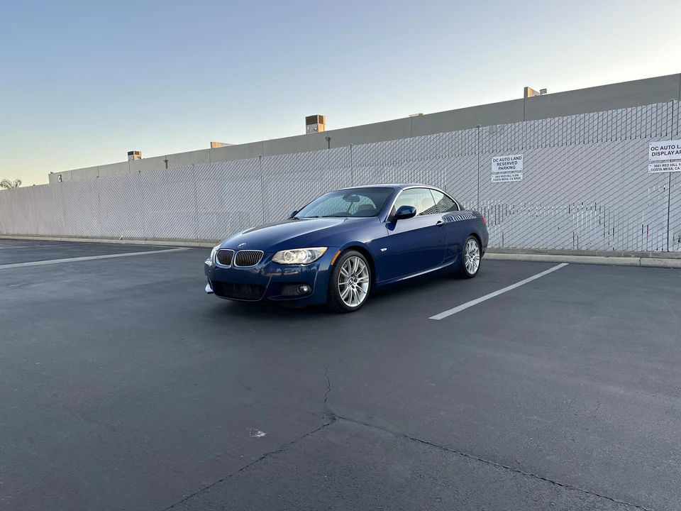 2013 BMW E93 335i Convertible - Image 28 of 31