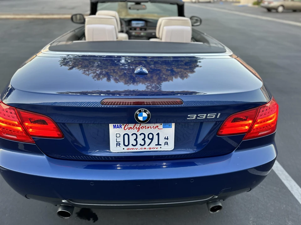 2013 BMW E93 335i Convertible - Image 14 of 31