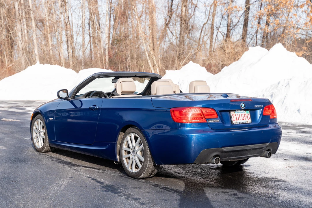 2013 BMW E93 335i Convertible - Image 16 of 31