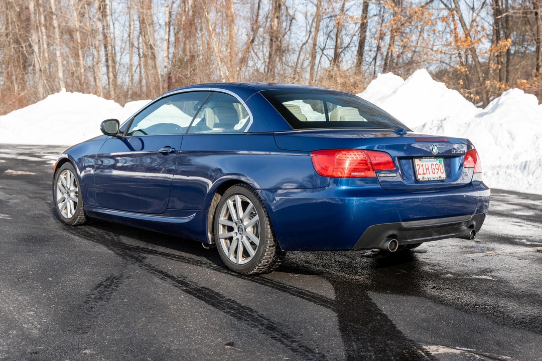 2013 BMW E93 335i Convertible - Image 9 of 31