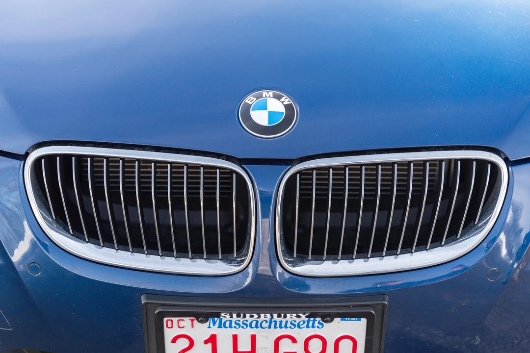 2013 BMW E93 335i Convertible - Image 22 of 31