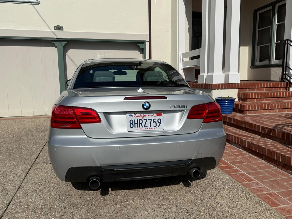 2013 BMW E93 335i Convertible - Image 19 of 31
