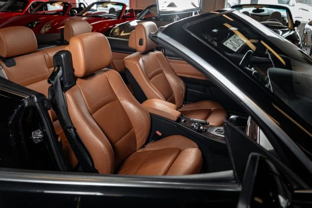 2013 BMW E93 335i Convertible - Image 4 of 7
