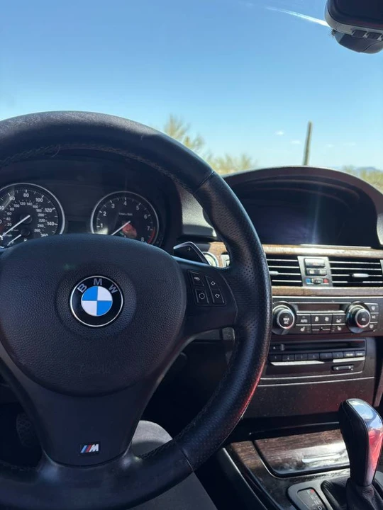 2013 BMW E93 335i Convertible - Image 8 of 11
