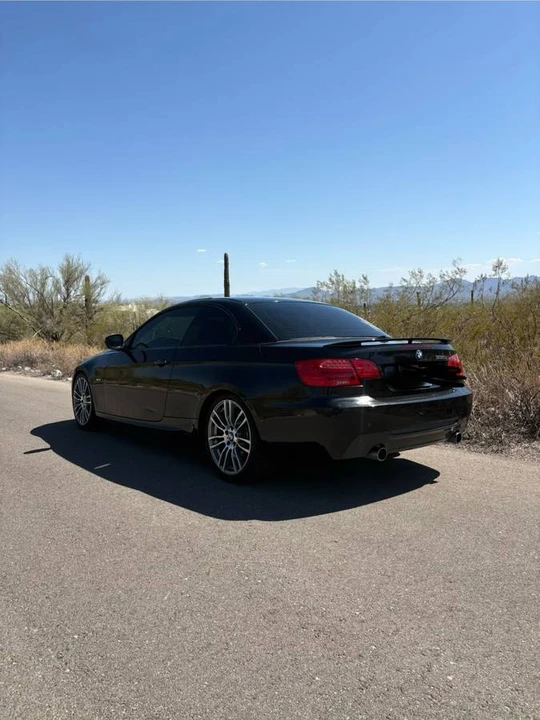 2013 BMW E93 335i Convertible - Image 2 of 11