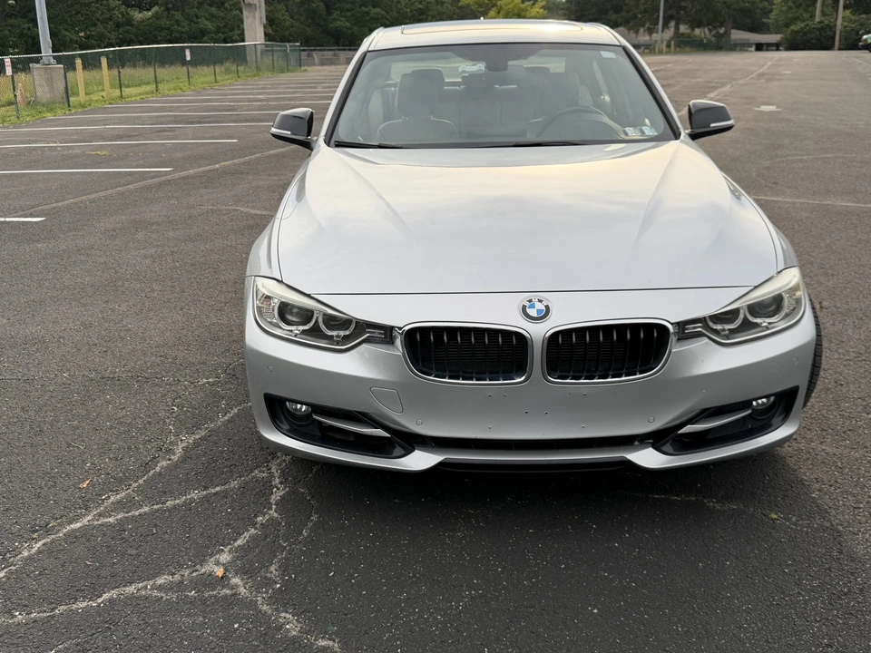 2013 BMW F30 335i & 340i Sedan - Image 3 of 31