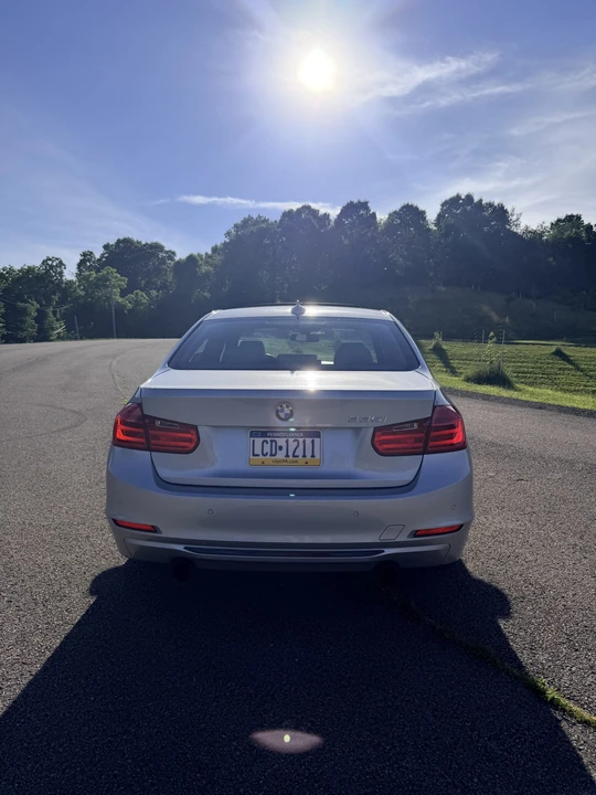 2013 BMW F30 335i & 340i Sedan - Image 31 of 31