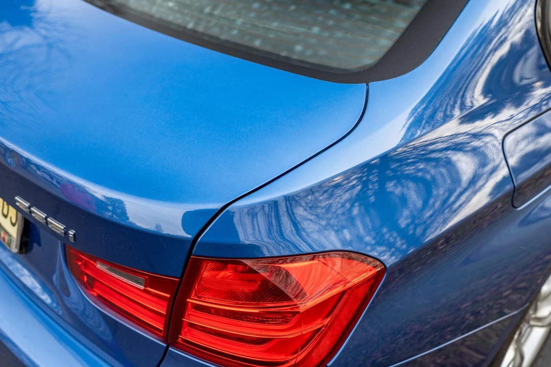 2013 BMW F30 335i & 340i Sedan - Image 22 of 31