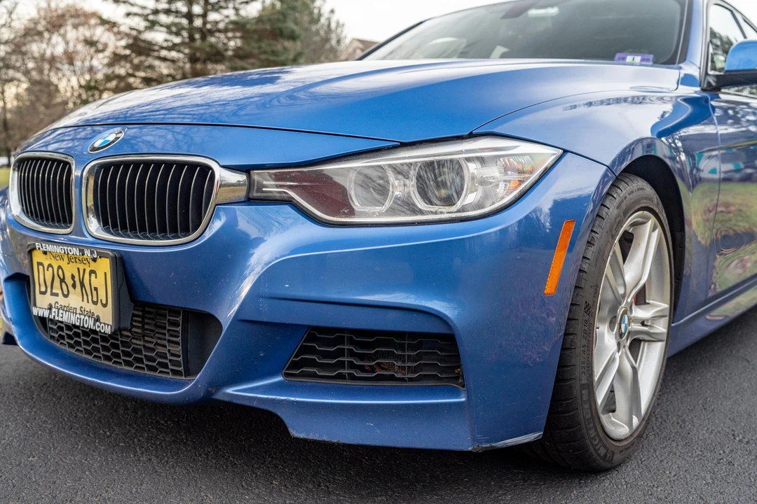 2013 BMW F30 335i & 340i Sedan - Image 11 of 31