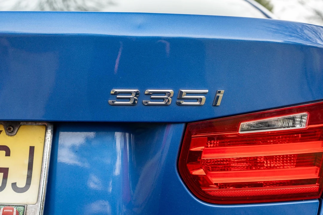 2013 BMW F30 335i & 340i Sedan - Image 21 of 31