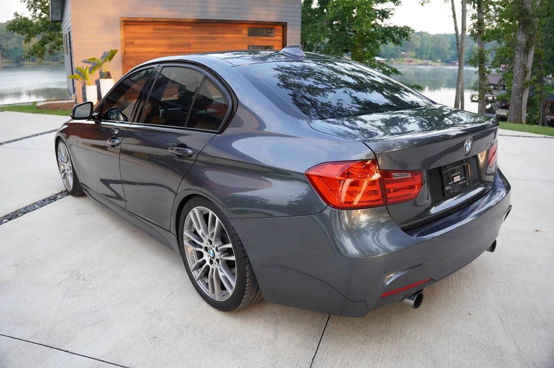 2013 BMW F30 335i & 340i Sedan - Image 11 of 31