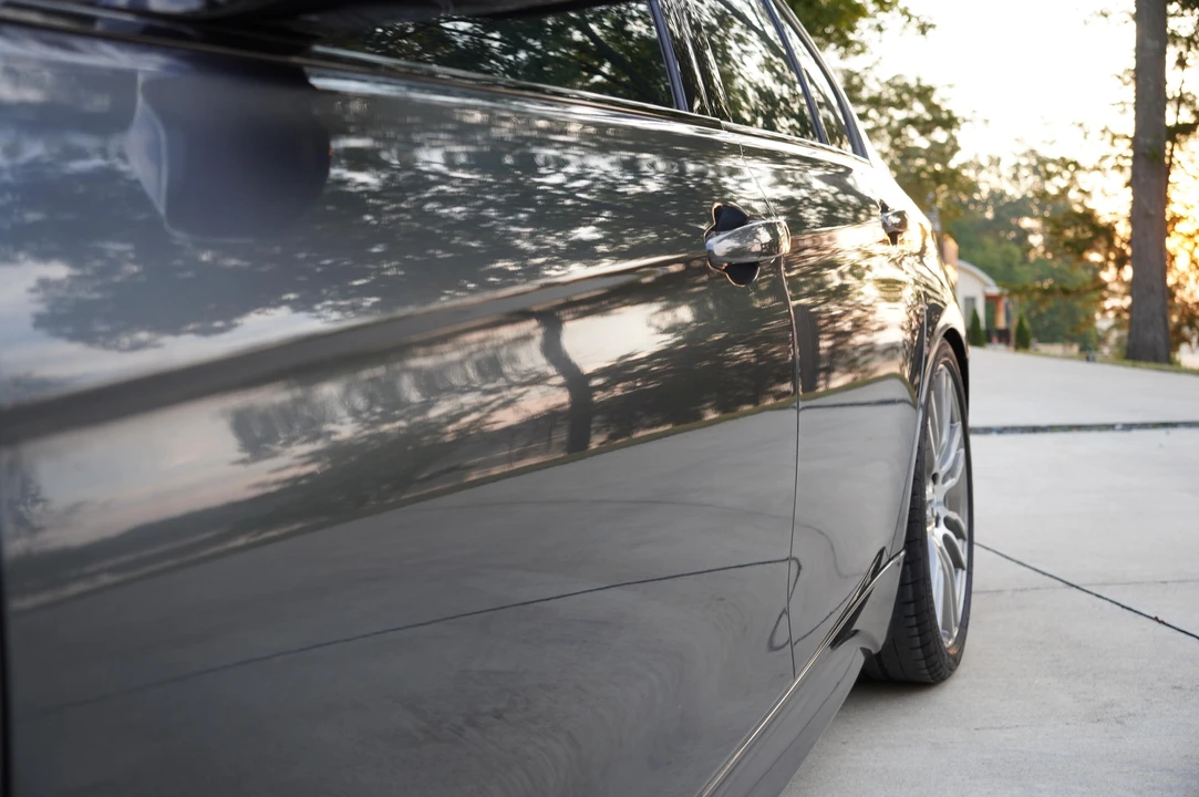 2013 BMW F30 335i & 340i Sedan - Image 21 of 31