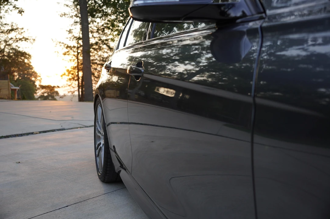 2013 BMW F30 335i & 340i Sedan - Image 24 of 31