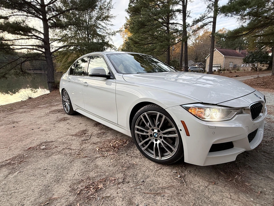 2013 BMW F30 335i & 340i Sedan - Image 30 of 31