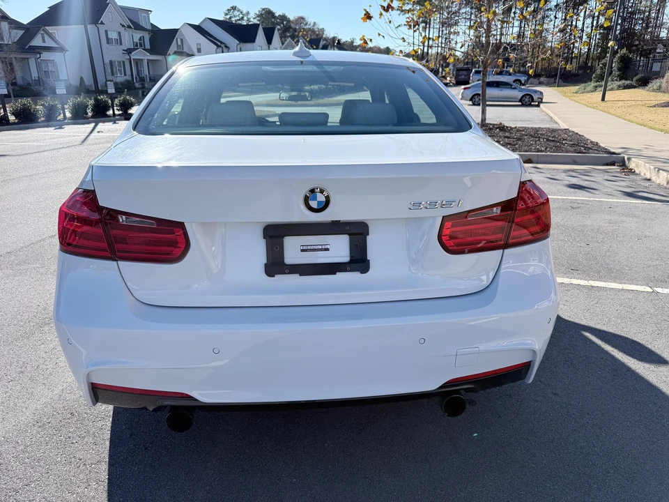 2013 BMW F30 335i & 340i Sedan - Image 19 of 31