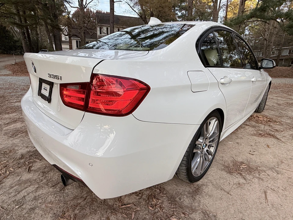2013 BMW F30 335i & 340i Sedan - Image 23 of 31