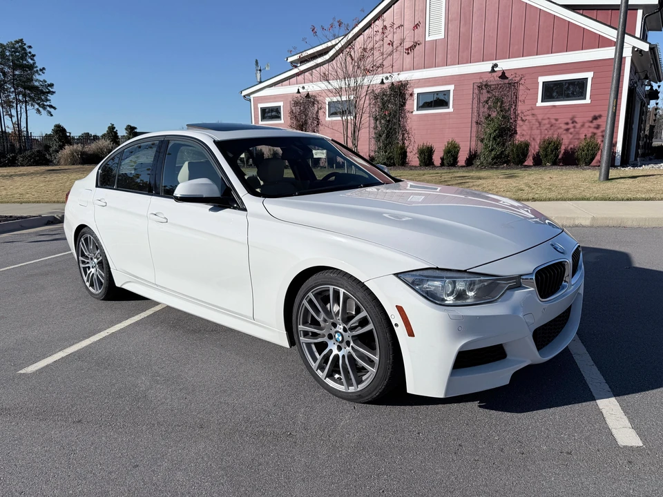 2013 BMW F30 335i & 340i Sedan - Image 31 of 31