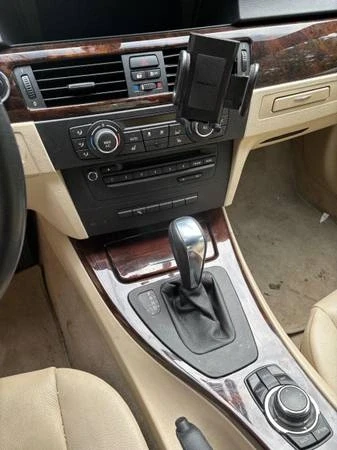 2013 BMW E93 335i Convertible - Image 8 of 11