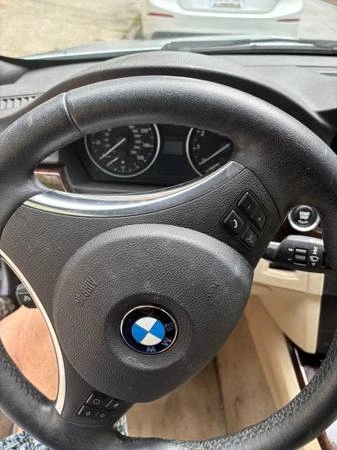 2013 BMW E93 335i Convertible - Image 9 of 11