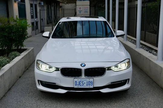 2013 BMW 335i xDrive Luxury Line