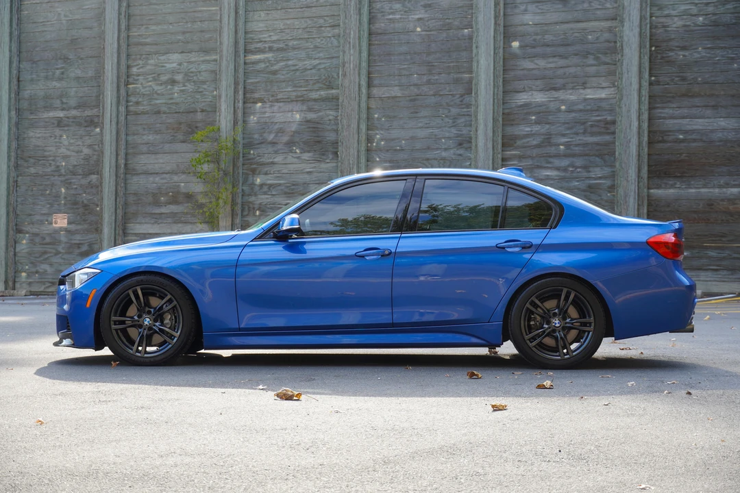 2013 BMW F30 335i & 340i Sedan - Image 11 of 31