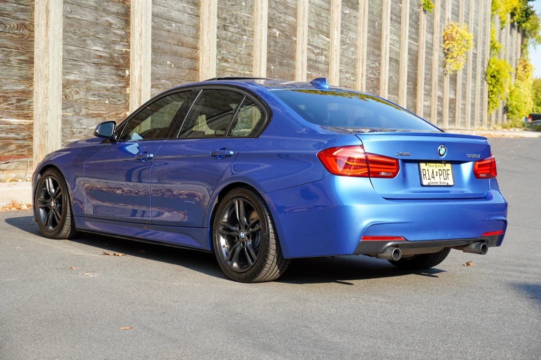 2013 BMW F30 335i & 340i Sedan - Image 14 of 31