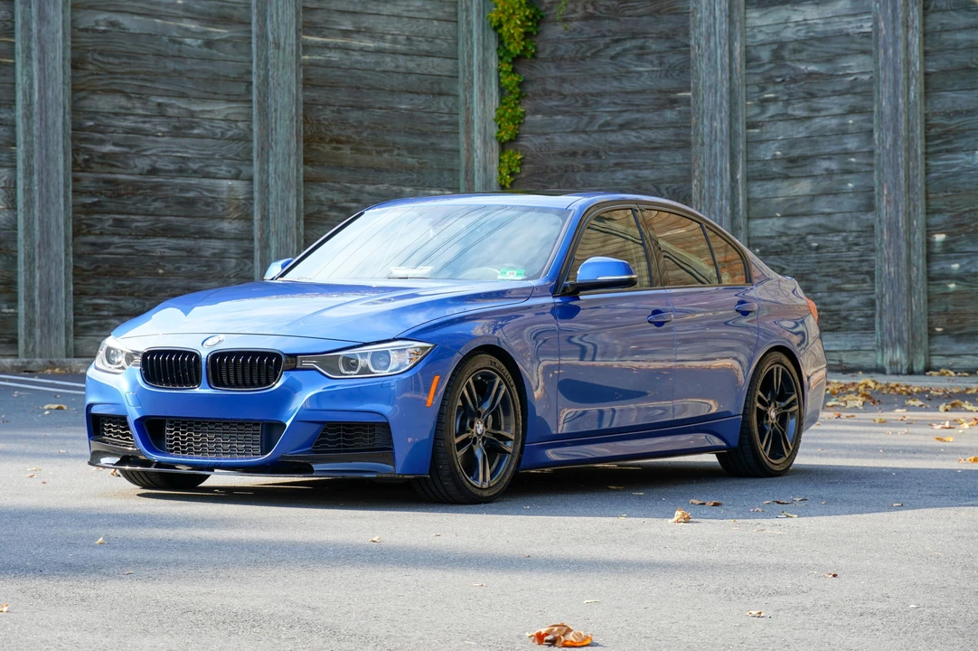 2013 BMW F30 335i & 340i Sedan - Image 7 of 31