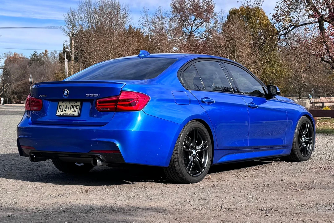 2013 BMW F30 335i & 340i Sedan - Image 16 of 31