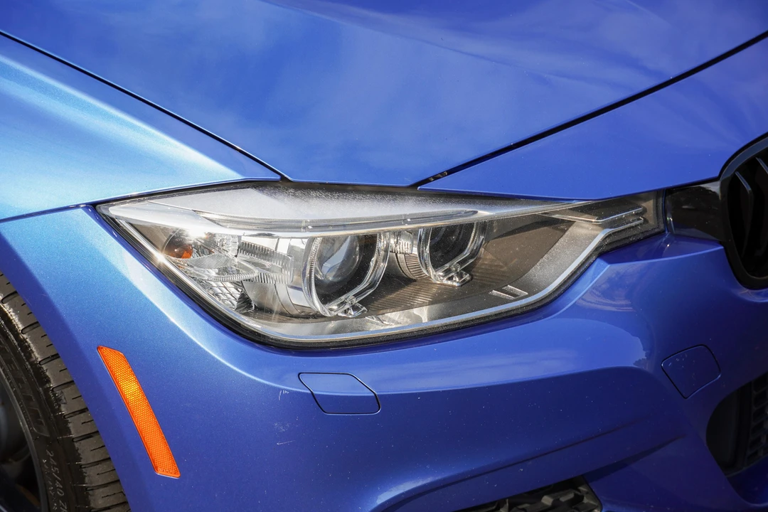 2013 BMW F30 335i & 340i Sedan - Image 22 of 31