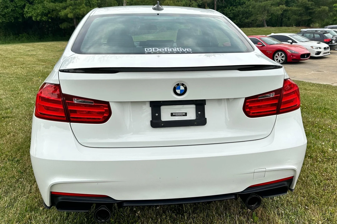 2013 BMW F30 335i & 340i Sedan - Image 5 of 31