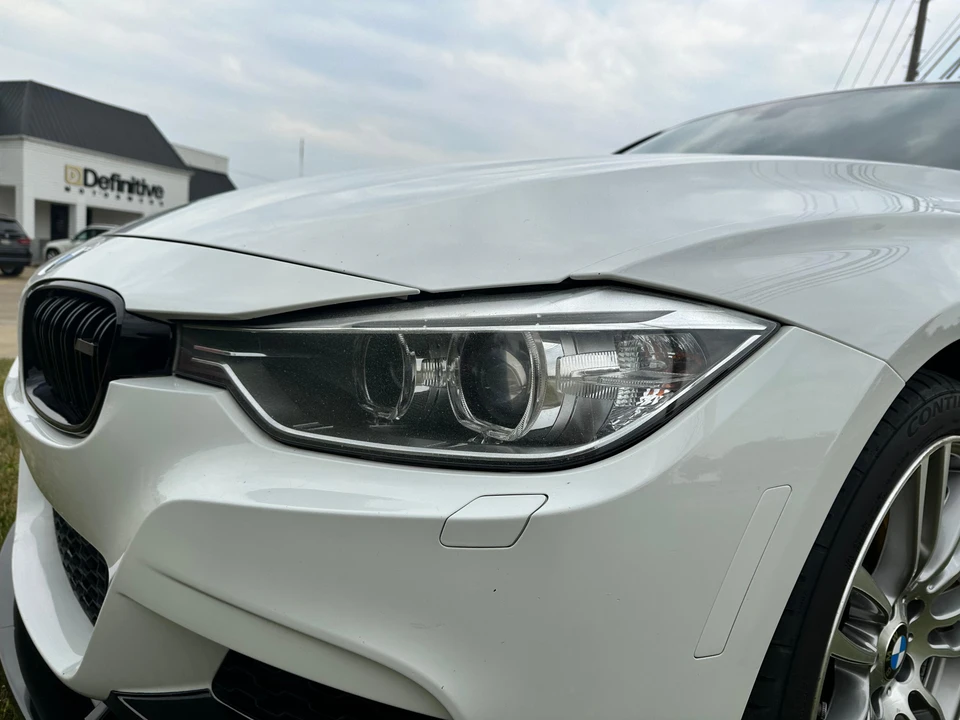 2013 BMW F30 335i & 340i Sedan - Image 14 of 31