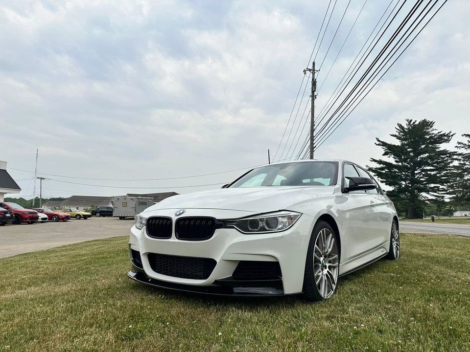2013 BMW F30 335i & 340i Sedan - Image 6 of 31