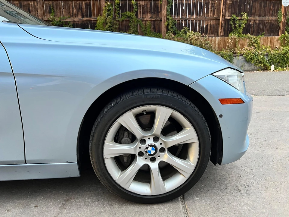 2013 BMW F30 335i & 340i Sedan - Image 31 of 31
