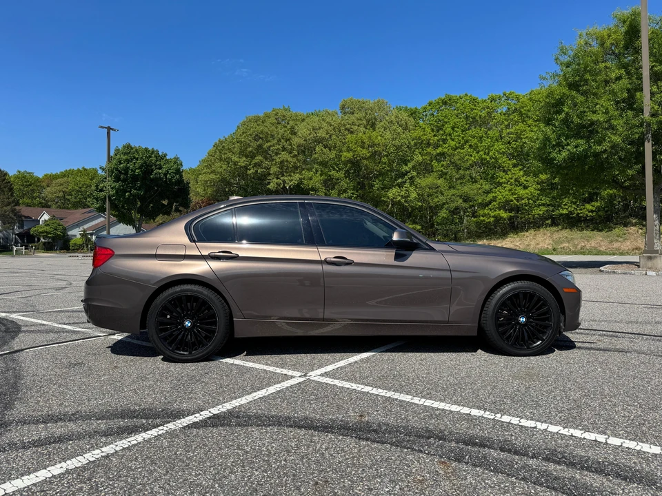 2013 BMW F30 335i & 340i Sedan - Image 7 of 31