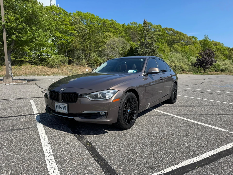 2013 BMW F30 335i & 340i Sedan - Image 6 of 31