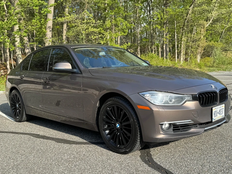 2013 BMW F30 335i & 340i Sedan - Image 14 of 31