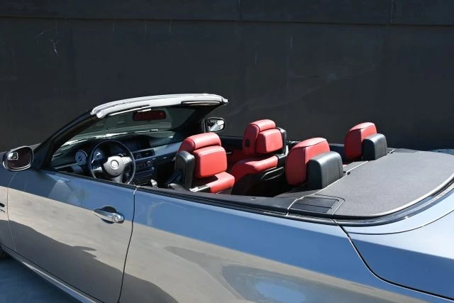 2013 BMW E93 335i Convertible - Image 16 of 21