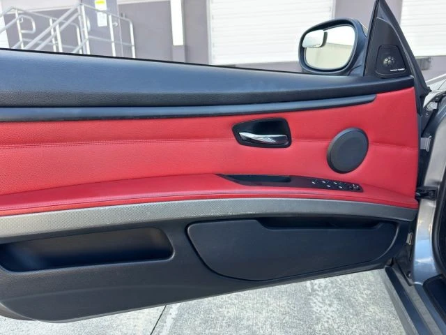 2013 BMW E93 335i Convertible - Image 12 of 12