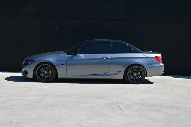 2013 BMW E93 335i Convertible - Image 9 of 21
