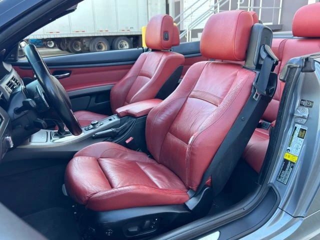 2013 BMW E93 335i Convertible - Image 13 of 21